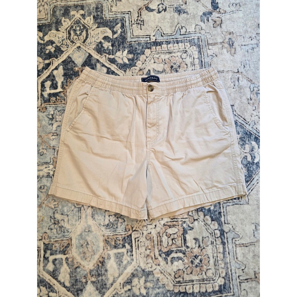 Crown & Ivy Men's Size Medium Khaki 6" Inseam Motion Flex Preppy Summer Shorts